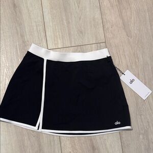 Alo Black and White Airbrush Streamlined Skirt